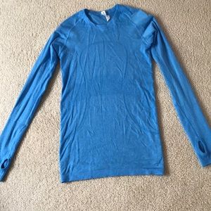 Long sleeve top